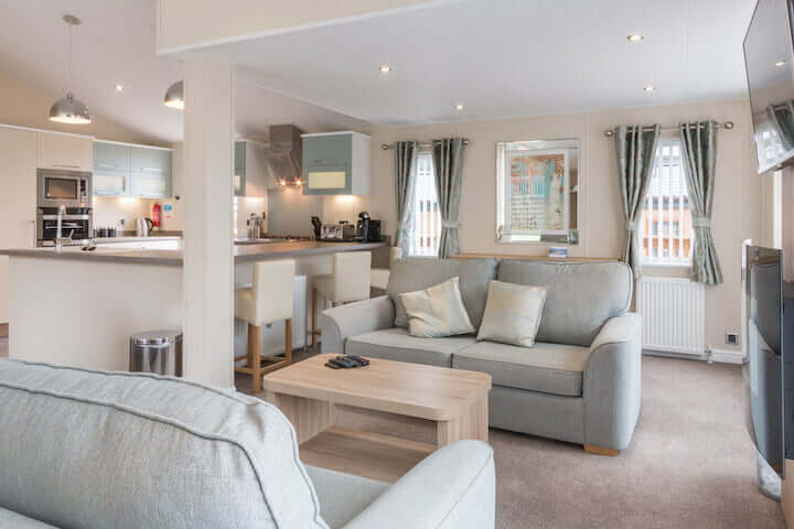 Ladys_Mile_Rooftop_Lodge-interior