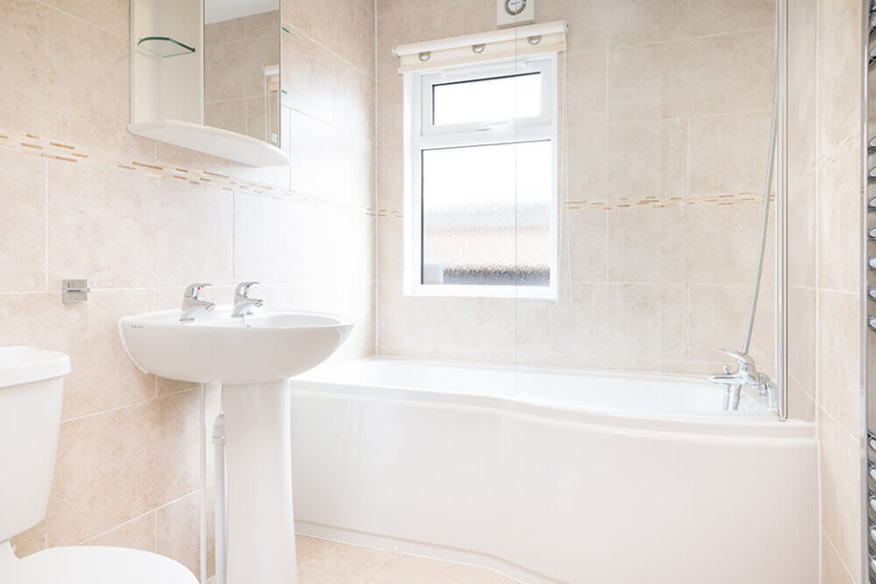 Warren Lodge Bathroom