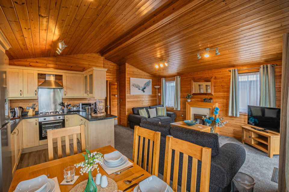 plot-20-oakcliff-pine-lodge-5